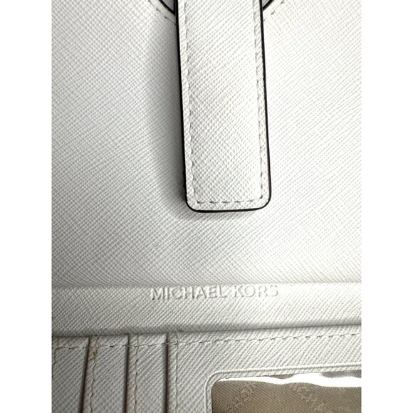 Michael Kors Quilted White Leather Wristlet Wallet - Picture 10 of 16